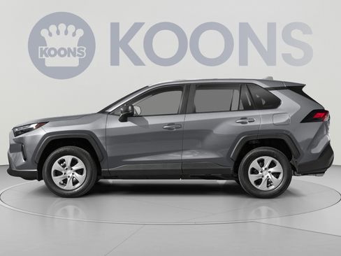 Used 2025 Toyota RAV4 LE AWD/4WD image 4