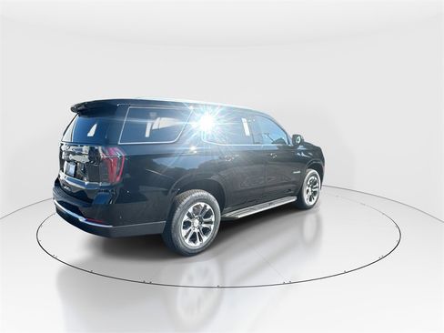 New 2026 Chevrolet Tahoe LS image 8