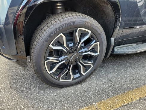 New 2025 GMC Sierra EV Denali image 3