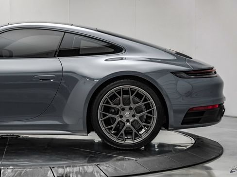 Used 2024 Porsche 911 Carrera RWD image 8