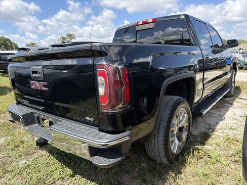 Used 2018 GMC Sierra 1500 SLT w/ Enhanced Driver Alert Package RWD image 11