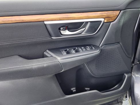 Used 2018 Honda CR-V EX image 16