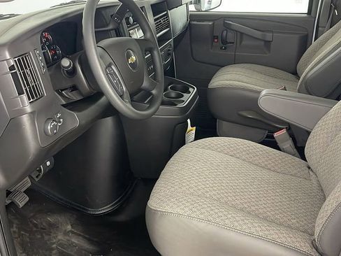 New 2025 Chevrolet Express 3500 w/ Power Convenience Package image 18