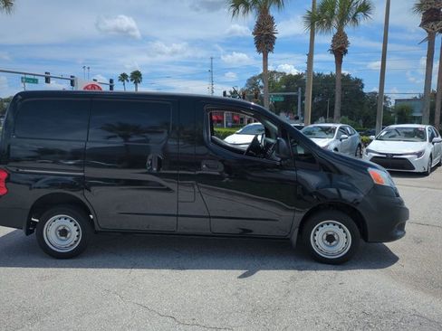 Used 2019 Nissan NV200 S FWD image 4