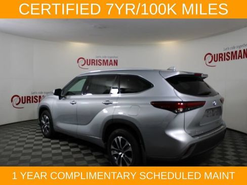 Used 2022 Toyota Highlander XLE AWD/4WD image 6