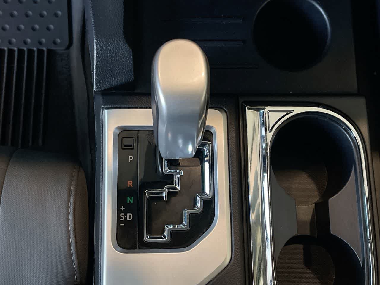 Used 2018 Toyota Tundra SR5 w/ TRD Off Road Package AWD/4WD image 19