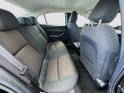 Used 2021 MAZDA MAZDA3 s FWD image 17