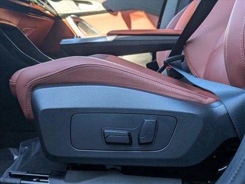 Certified 2026 BMW X1 xDrive28i w/ Convenience Package AWD/4WD image 11