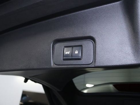 Used 2024 Nissan Rogue SV image 16