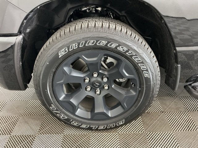 Used 2026 RAM 1500 Express AWD/4WD image 28
