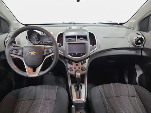 Used 2016 Chevrolet Sonic LT w/ Wheels and Fog Lamp Package FWD image 10