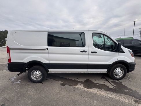 Used 2024 Ford Transit 250 Low Roof AWD w/ Exterior Upgrade Package image 12