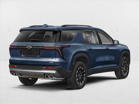 New 2026 Chevrolet Traverse Z71 image 2