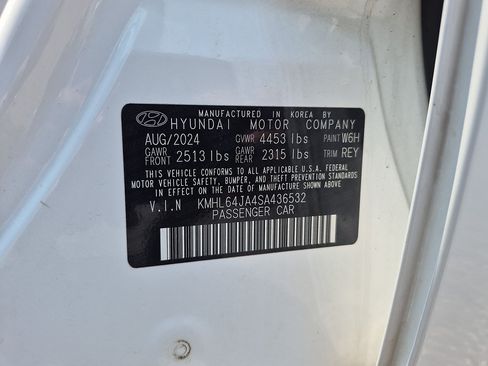Used 2025 Hyundai Sonata SEL FWD image 35
