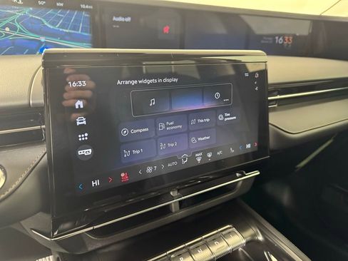 New 2026 Lincoln Nautilus Premier w/ Equipment Group 102A image 43