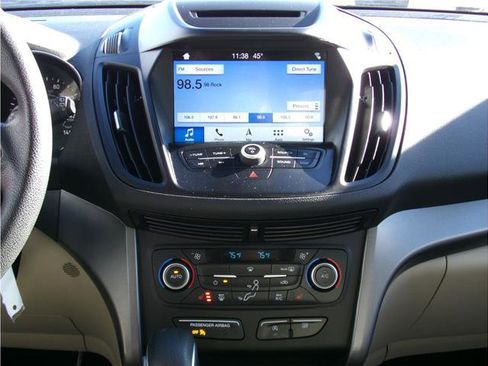 Used 2018 Ford Escape SE w/ Ford Safe & Smart Package image 11