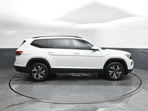 New 2026 Volkswagen Atlas SE image 26