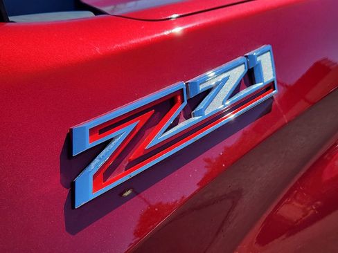 Used 2019 Chevrolet Silverado 1500 LT w/ All-Star Edition image 8