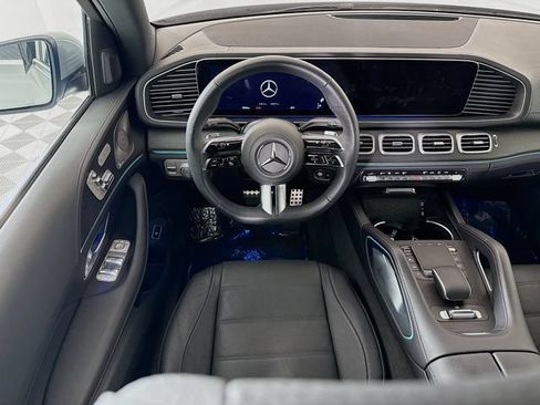 Used 2024 Mercedes-Benz GLS 450 4MATIC image 24