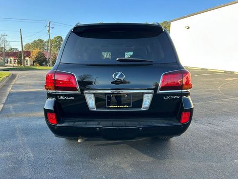 Used 2010 Lexus LX 570 LX 570 Sport Utility 4D image 4