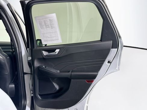 Used 2025 Ford Escape ST-Line FWD image 30