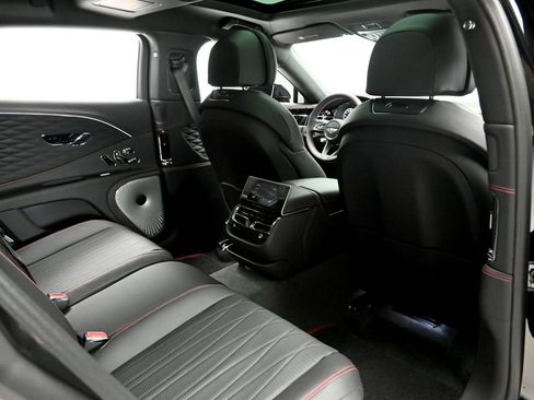 Certified 2022 Bentley Flying Spur V8 AWD/4WD image 9