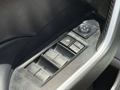 Used 2023 Toyota RAV4 XLE w/ Convenience Package FWD image 23