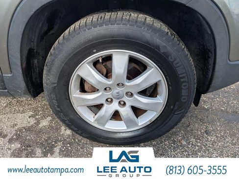 Used 2013 Kia Sorento LX w/ Convenience Pkg FWD image 10
