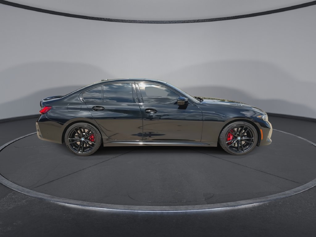 Used 2023 BMW M340i RWD image 9