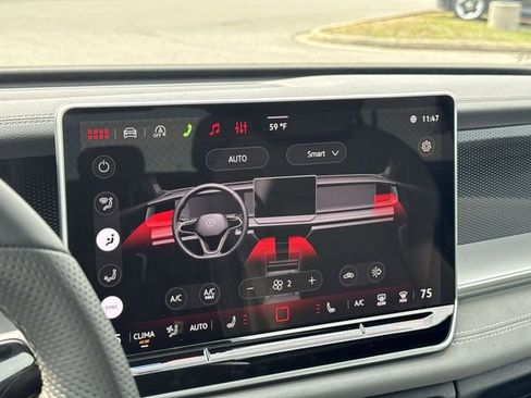 New 2026 Volkswagen Tiguan SE R-Line FWD image 20