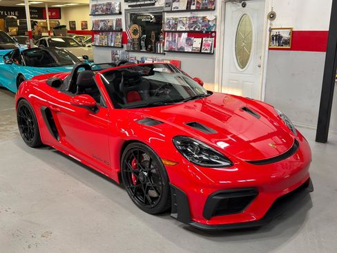 Used 2025 Porsche 718 Boxster Spyder RS RWD image 4