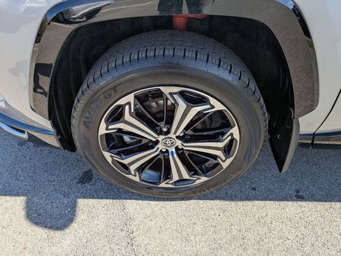 Used 2023 Toyota RAV4 XSE image 27