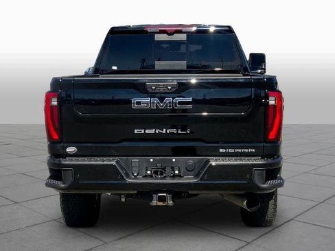 Used 2024 GMC Sierra 2500 Denali Ultimate w/ Max Trailering Package image 5