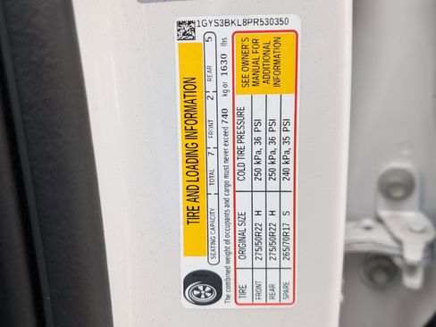 Used 2023 Cadillac Escalade Premium Luxury image 43