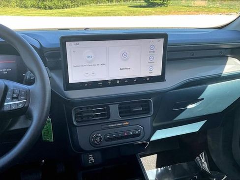 Used 2025 Ford Maverick XL w/ Equipment Group 102A AWD/4WD image 6