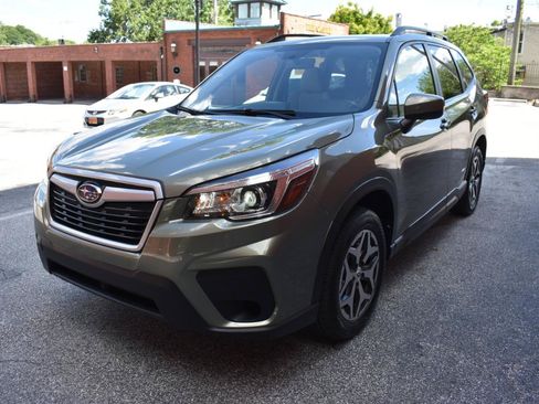Used 2020 Subaru Forester Premium w/ Popular Package #1 AWD/4WD image 8