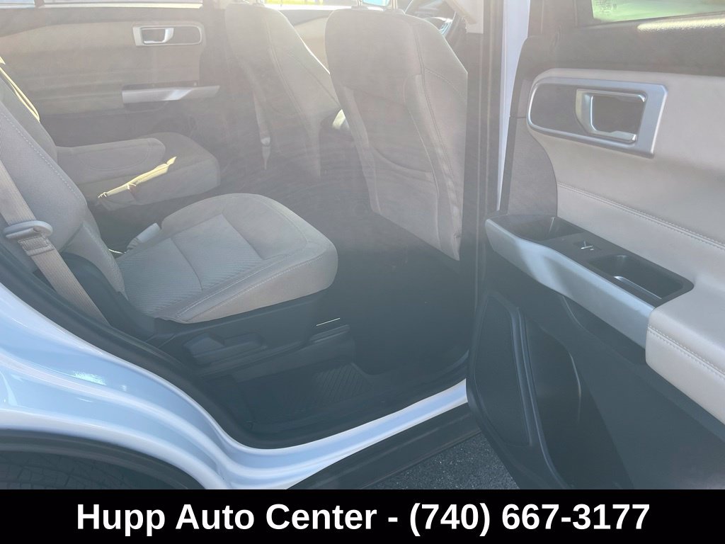 Used 2022 Ford Explorer XLT AWD/4WD image 20