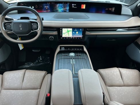 New 2026 Lincoln Navigator Black Label AWD/4WD image 12