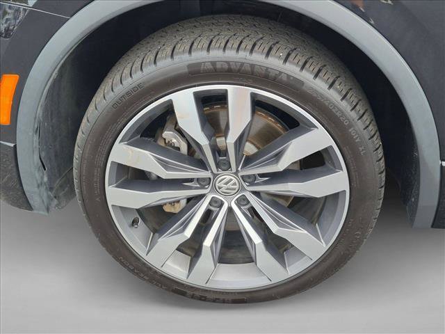 Used 2021 Volkswagen Tiguan SEL Premium R-Line AWD/4WD image 10