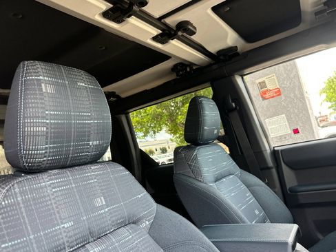 New 2026 Ford Bronco Heritage Edition AWD/4WD image 17