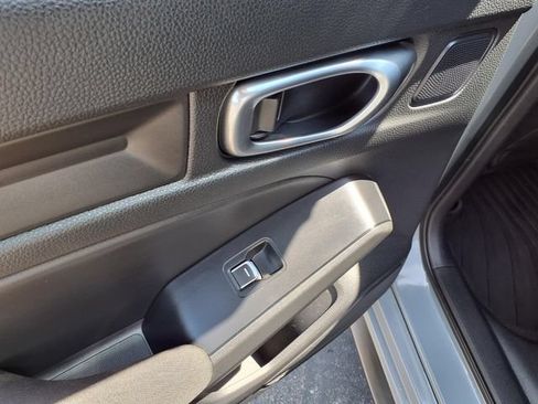 Used 2025 Honda Civic Sport image 21