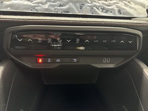 New 2026 Jeep Cherokee Limited AWD/4WD image 33