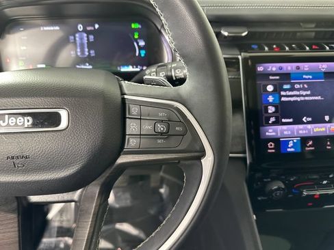 Certified 2022 Jeep Grand Cherokee Limited 4xe AWD/4WD image 27