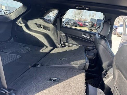 Used 2022 Ford Edge ST w/ Equipment Group 401A image 38