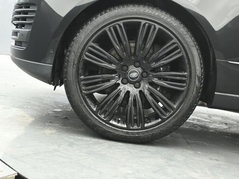 Used 2022 Land Rover Range Rover P525 Westminster Edition image 36