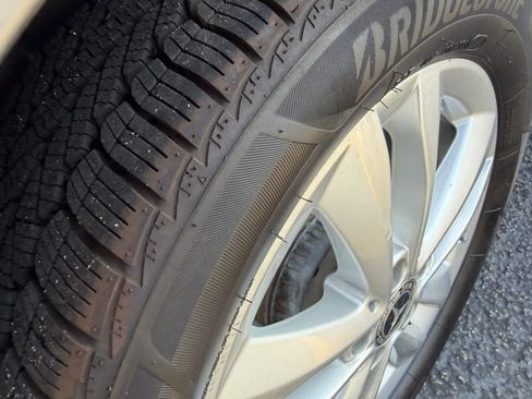 Used 2019 Mercedes-Benz C 300 4MATIC Sedan w/ Premium Package image 10