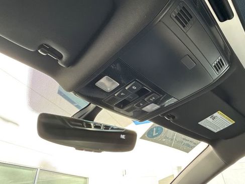 Used 2019 Volkswagen Jetta R-Line w/ R-Line Cold Weather Package image 23