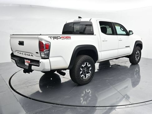 Used 2023 Toyota Tacoma TRD Off-Road w/ Advanced Technology Package AWD/4WD image 7