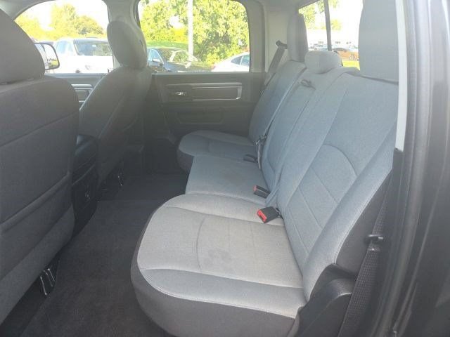 Used 2022 RAM 1500 Classic SLT w/ Electronics Group AWD/4WD image 39