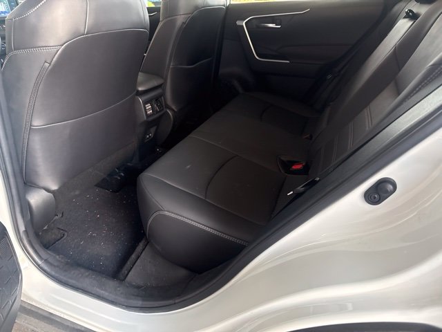Used 2021 Toyota RAV4 XLE Premium FWD image 6